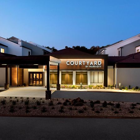 Courtyard By Marriott New Haven Wallingford Hotel Exterior photo